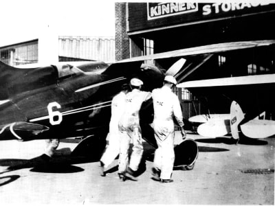 Hall Bulldog at Cleveland OH with group, right rear view